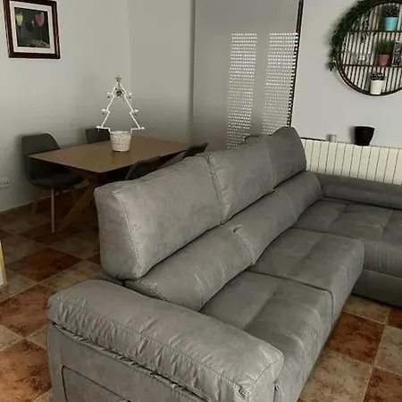 Apartment 7 Adultos